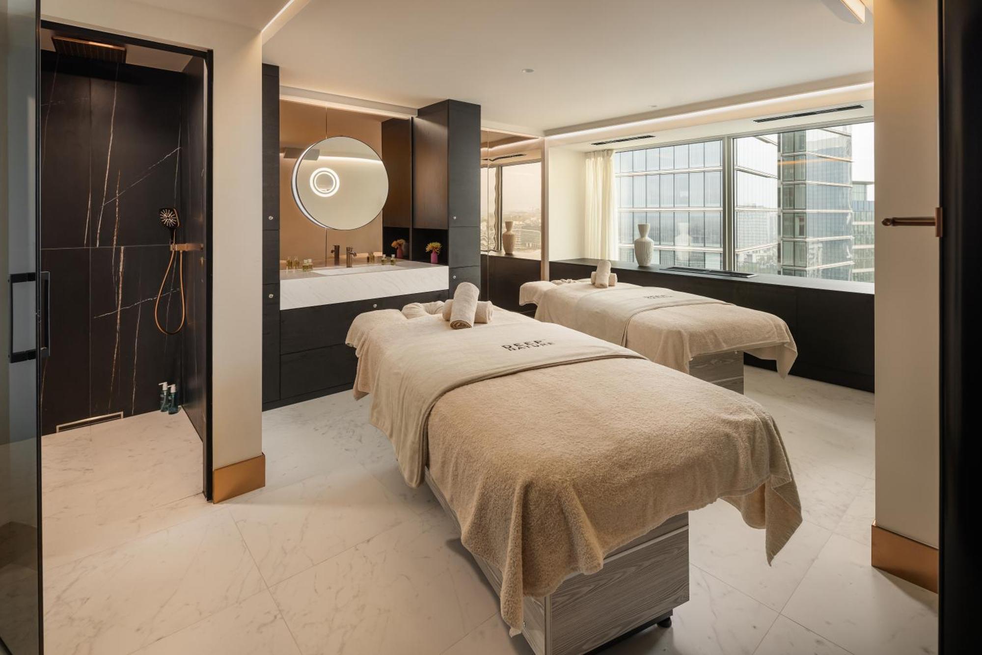 Uptown Brussels Hotel Saint-Josse-ten-Noode Bagian luar foto